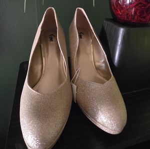 Shimmer shoes